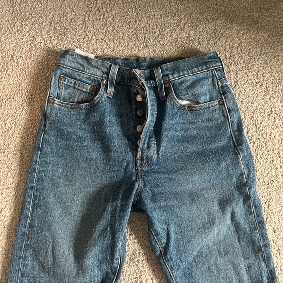 Levi’s 501 Skinny Jeans - Picture 3 of 7